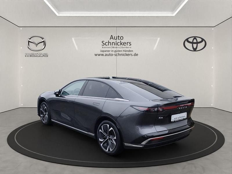 Neu Mazda 6e Takumi-Line 189 kW (258 PS) 2026 Grau Limousine