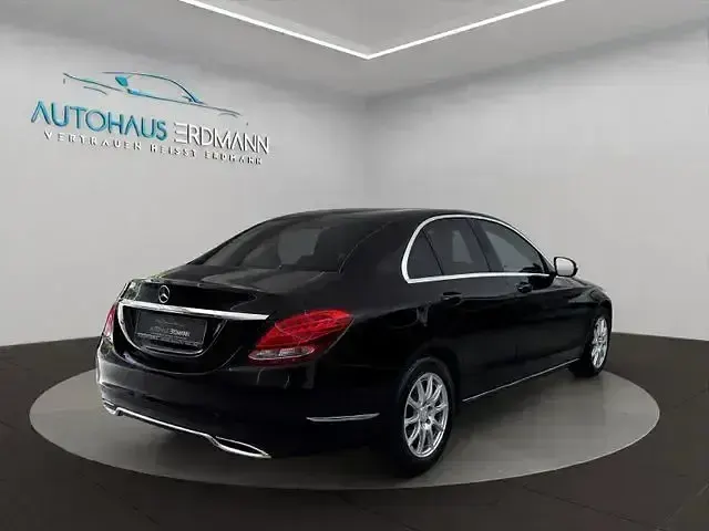 Gebraucht Mercedes C200 184 PS (135 kW) 2014 Schwarz Limousine