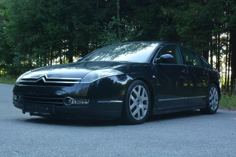 Schwarz Gebraucht 2006 Citroën C6 Limousine | 5.999 € (Etwas zu teuer) - Bild 1/4
