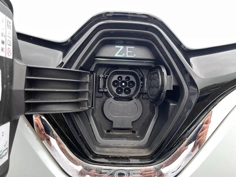 Gebraucht Renault Zoe Experience 50 kW (69 PS) 2022 Weiß Kleinwagen