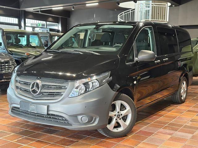 Obsidianschwarz metallic mb 9197 Gebraucht 2019 Mercedes Vito Van / Kleinbus | 34.900 € (Etwas zu teuer) - Bild 1/4