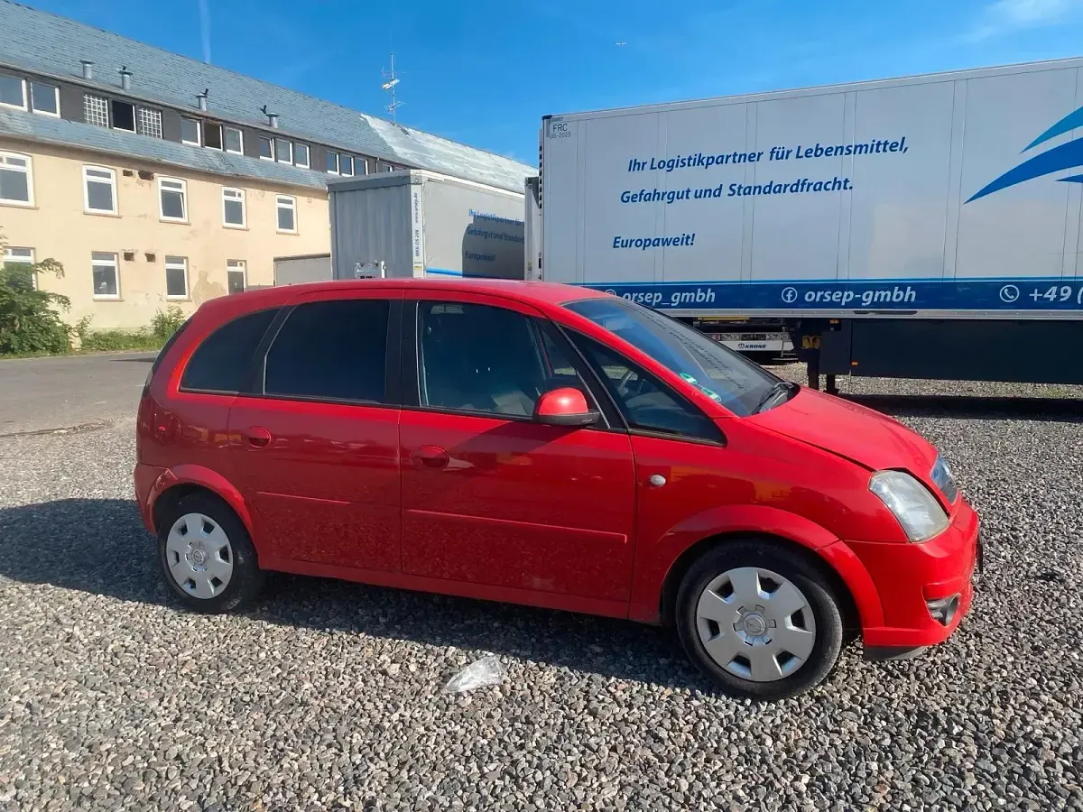Gebraucht Opel Meriva 105 PS (77 kW) 2008 Rot Van / Kleinbus