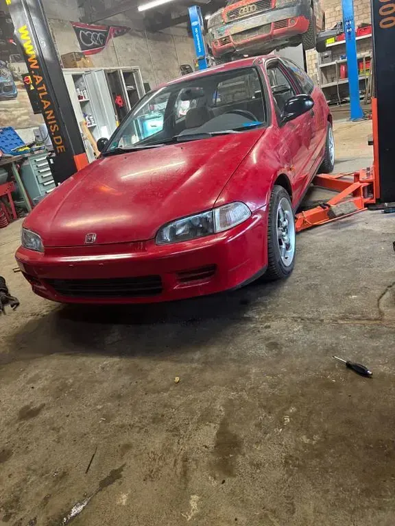 Gebraucht Honda Civic 75 PS (55 kW) 1992 Rot Kleinwagen