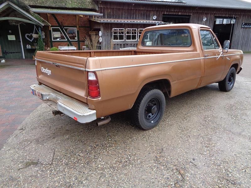 Usado Dodge D200 1977 Marrón Pickup/Camioneta