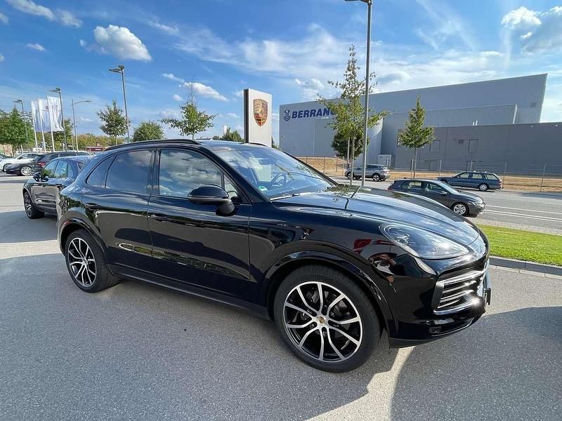 Schwarz Gebraucht 2019 Porsche Cayenne SUV | 39.500 € - Bild 1/4