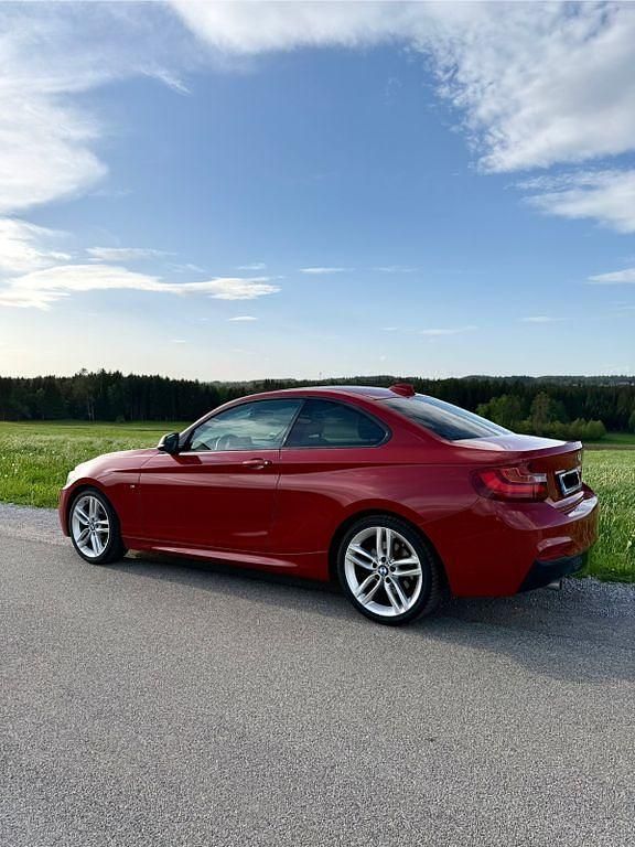 Gebraucht BMW 220 Sport Line 184 PS (135 kW) 2014 Rot Coupé