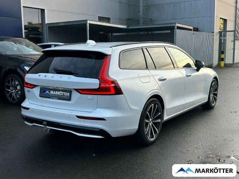 Gebraucht Volvo V60 Plus 398 PS (292 kW) 2023 Weiss Kombi