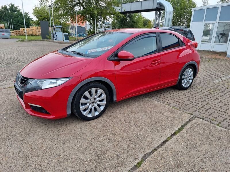 Rot Gebraucht 2012 Honda Civic Sport Limousine | 8.800 € (Fairer Preis) - Bild 1/4