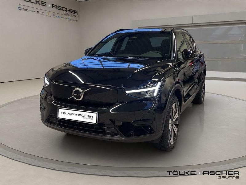 Gebraucht Volvo XC40 Core 169 kW (231 PS) 2022 Onyx black / (metallic) SUV