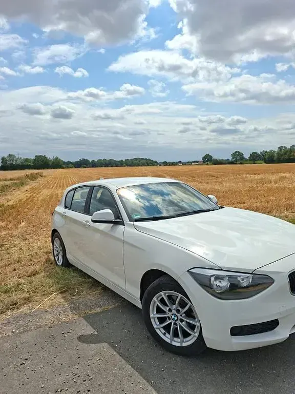 Gebraucht BMW 116 136 PS (100 kW) 2014 Weiß Kleinwagen