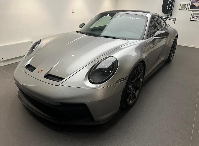 Grau Gebraucht 2024 Porsche 911 GT3 Coupé | 209.000 € (Fairer Preis) - Bild 1/4