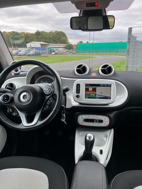 Gebraucht Smart ForTwo Coupé 72 PS (52 kW) 2015 Coupé