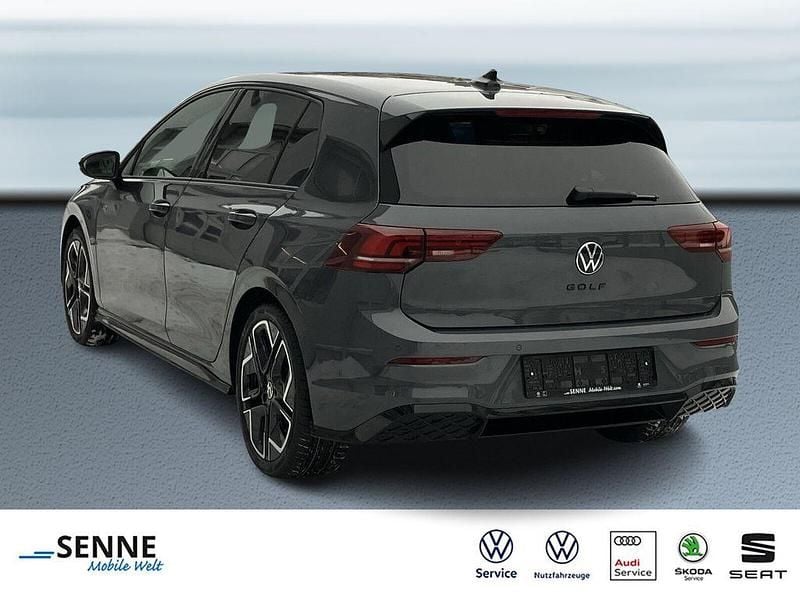 Neu VW Golf VIII R-line 150 PS (110 kW) 2026 Mondsteingrau Limousine
