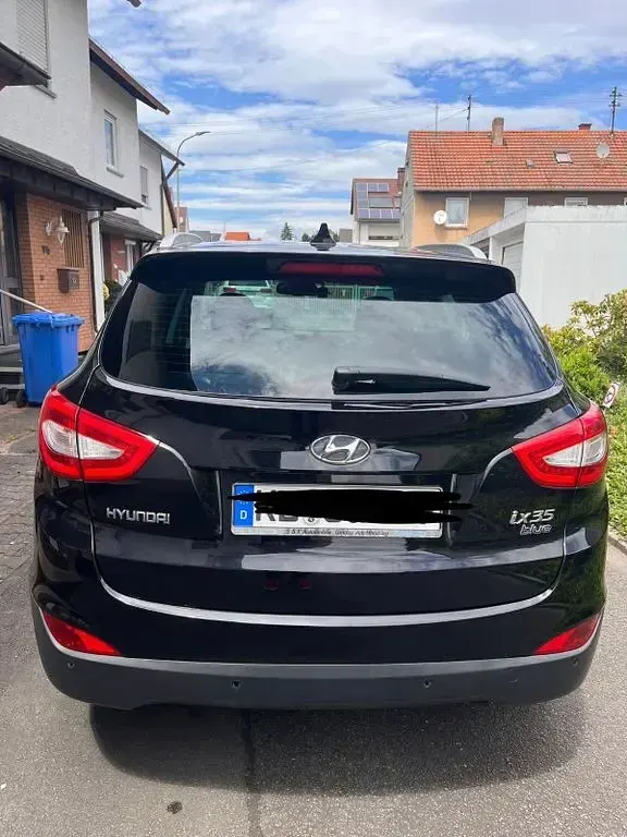 Gebraucht Hyundai ix35 135 PS (99 kW) 2015 Schwarz SUV