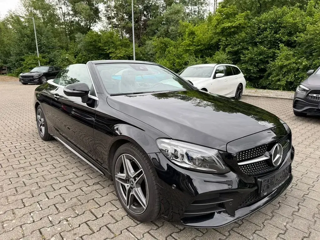 Gebraucht Mercedes C200 AMG 184 PS (135 kW) 2019 Schwarz Cabrio