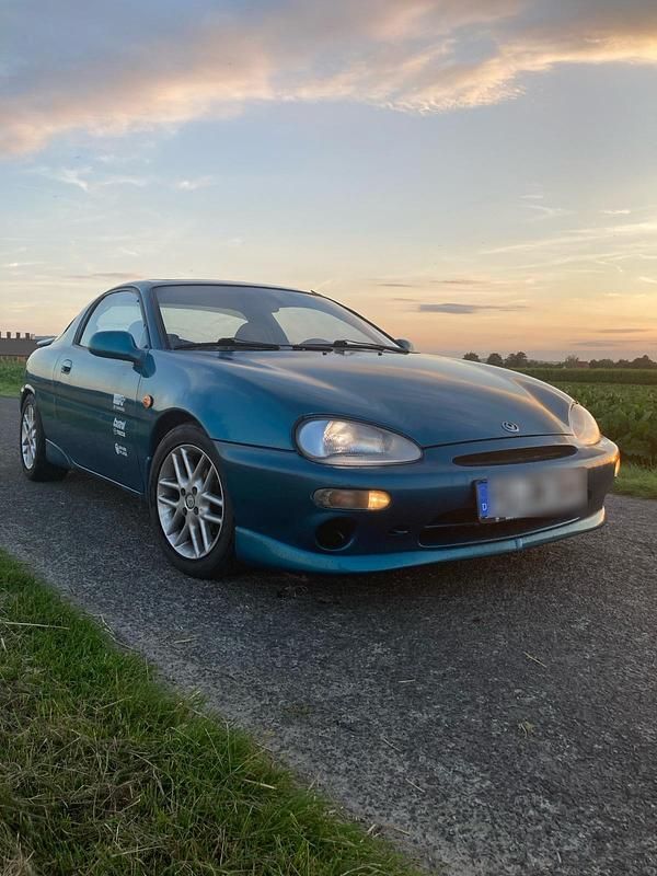 Gebraucht Mazda MX3 160 PS (117 kW) 1992 Grün Coupé