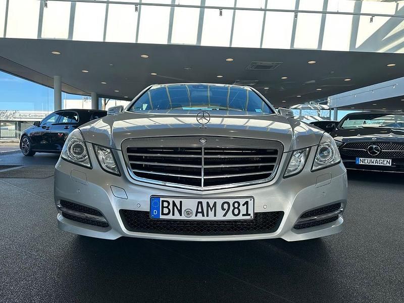 Gebraucht Mercedes 220 170 PS (125 kW) 2012 Silber Limousine
