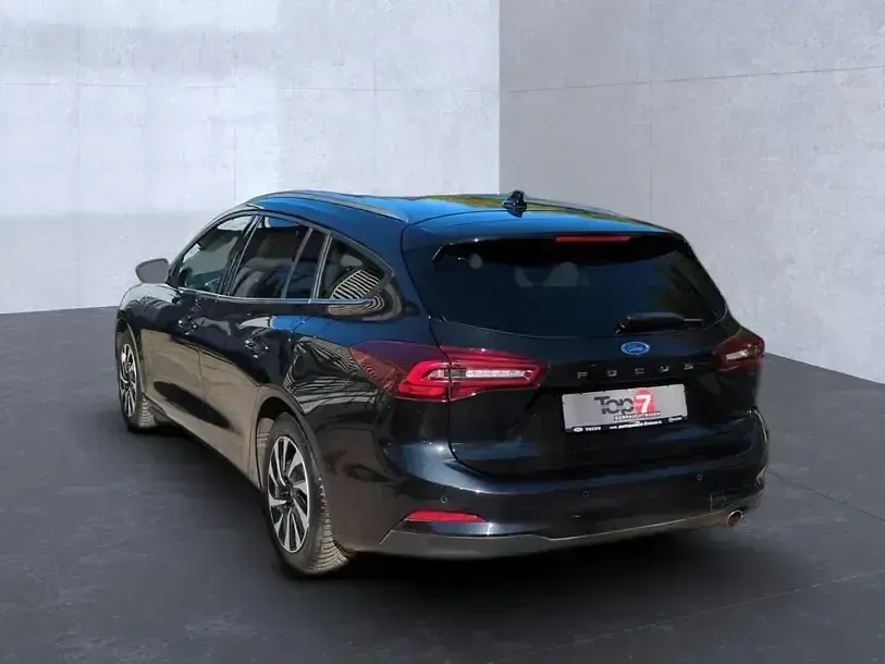 Gebraucht Ford Focus Titanium 125 PS (91 kW) 2024 Obsidianschwarz (metallic) Kombi