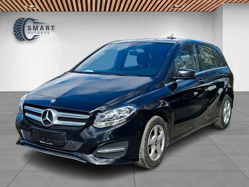 Gebraucht Mercedes B180 109 PS (80 kW) 2016 Schwarz Van / Kleinbus