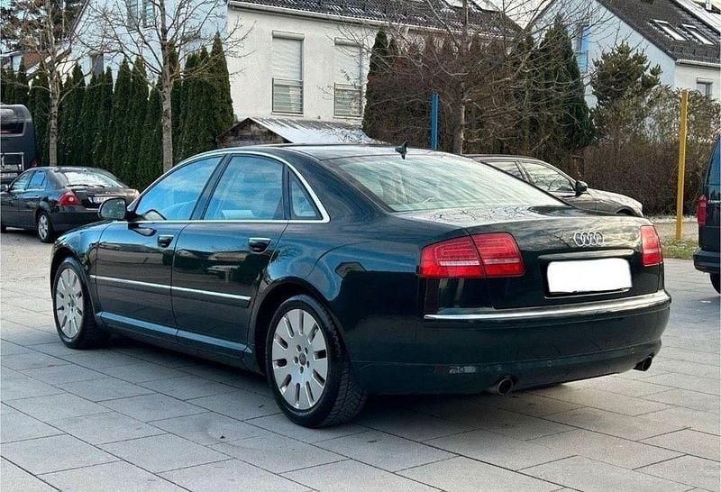Gebraucht Audi A8 Ambiente 260 PS (191 kW) 2009 Grün Limousine