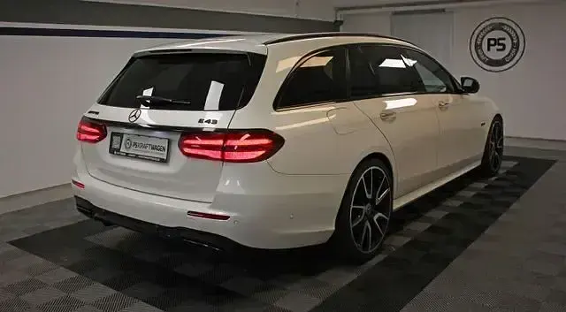 Gebraucht Mercedes E43 AMG AMG 401 PS (294 kW) 2017 Weiß Limousine