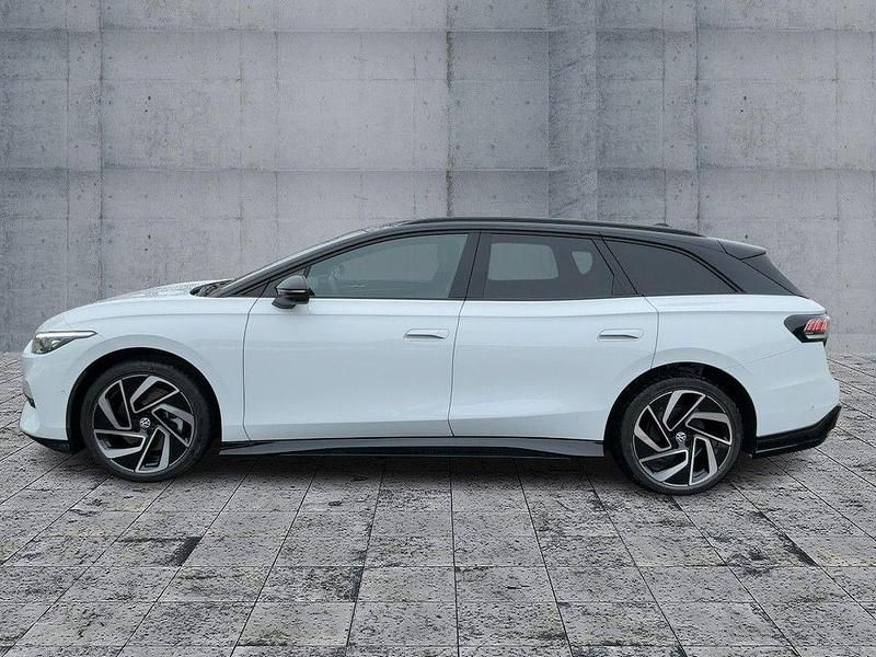 Gebraucht VW ID.7 Pro 210 kW (286 PS) 2025 Gletscherweiß metallic Kombi