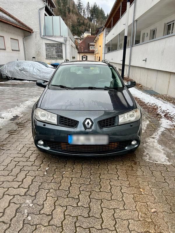 Grau Gebraucht 2006 Renault Mégane II Exception Kombi | 2.450 € - Bild 1/4