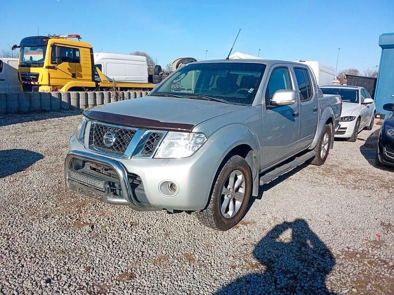 Gebraucht Nissan Navara 190 PS (139 kW) 2011 Silber Pickup