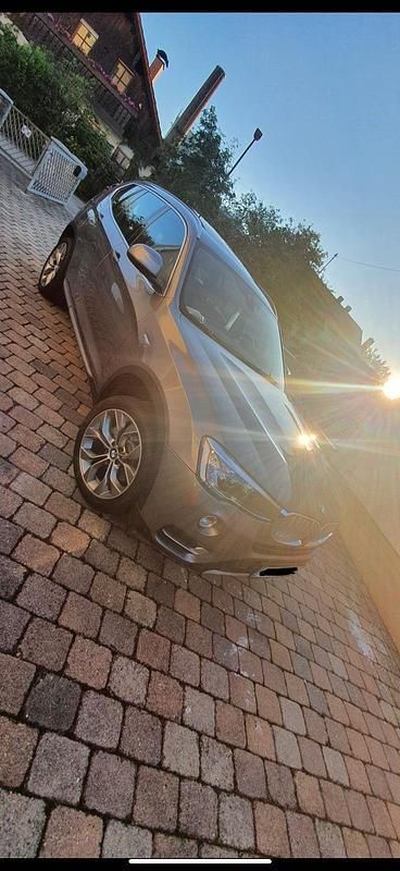 Silber Gebraucht 2015 BMW X3 xLine SUV | 26.800 € - Bild 1/4