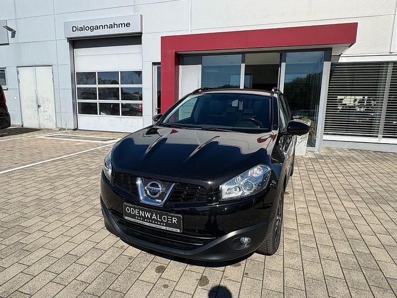 Schwarz Gebraucht 2013 Nissan Qashqai 360º SUV | 9.988 € (Etwas zu teuer) - Bild 1/4