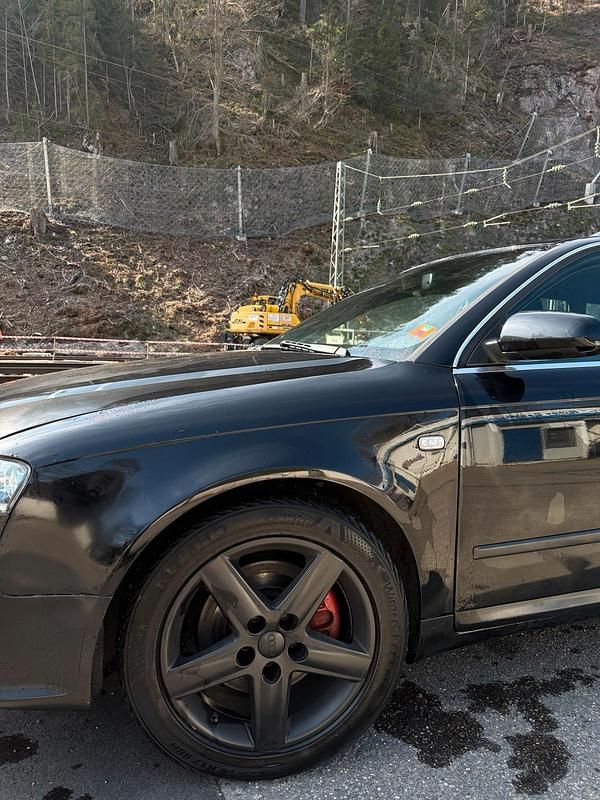 Gebraucht Audi A4 170 PS (125 kW) 2007 Schwarz Limousine