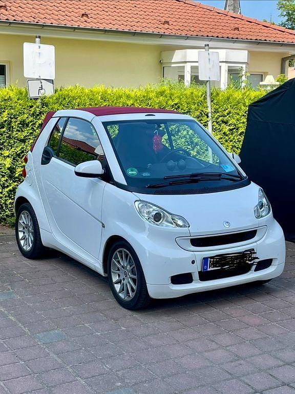 Weiß Gebraucht 2011 Smart ForTwo Cabrio Passion Cabrio | 6.400 € (Fairer Preis) - Bild 1/4
