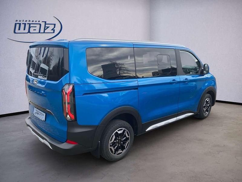 Neu Ford Tourneo Custom Active 170 PS (125 kW) 2026 Digital aqua blue Van
