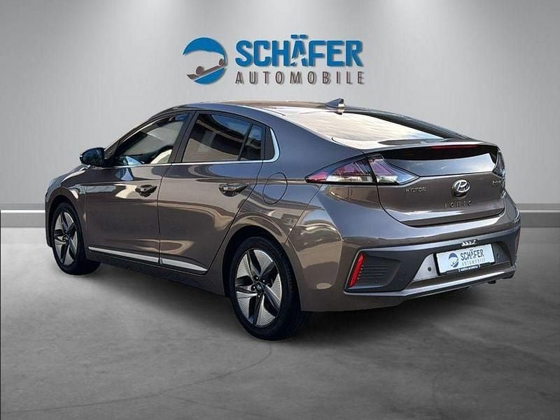 Gebraucht Hyundai Ioniq Premium 105 PS (77 kW) 2019 Grau Kleinwagen