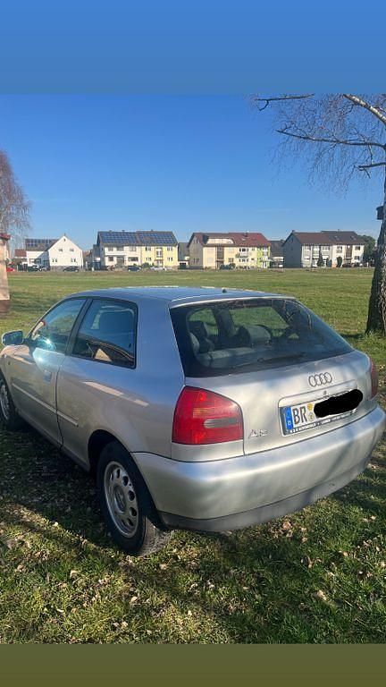 Gebraucht Audi A3 Ambiente 101 PS (74 kW) 2000 Silber Kleinwagen
