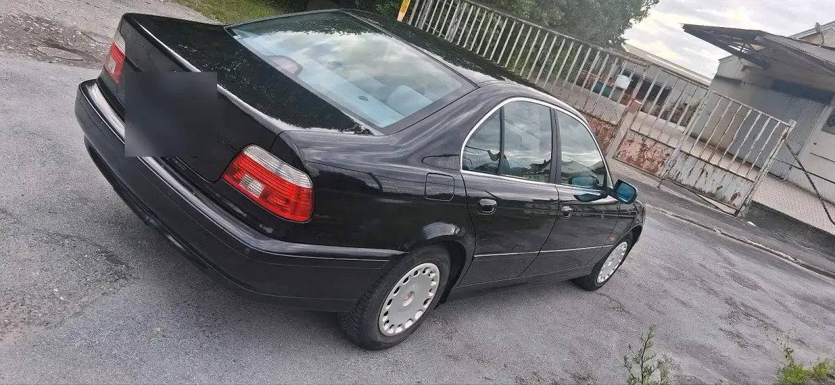 Gebraucht BMW 520 170 PS (125 kW) 2000 Schwarz Limousine