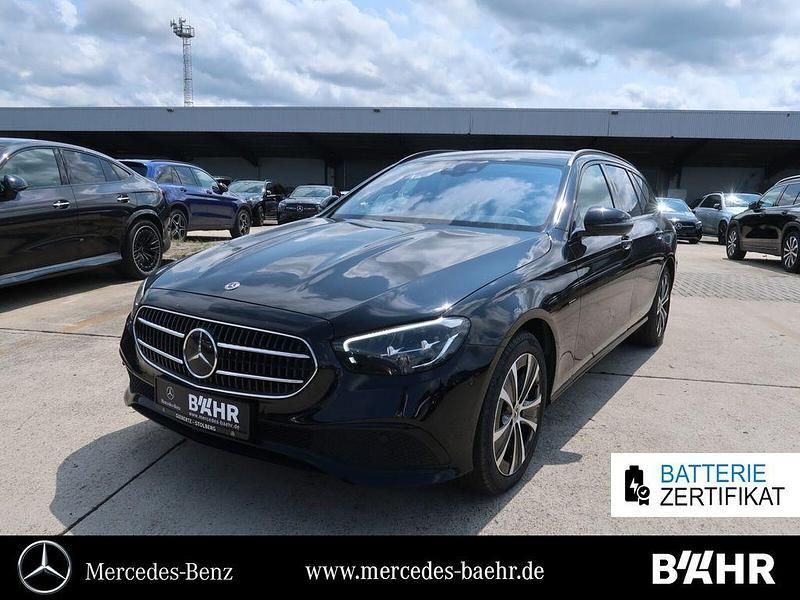 Unilack schwarz Gebraucht 2021 Mercedes E300 Avantgarde Kombi | 24.450 € (Fairer Preis) - Bild 1/4