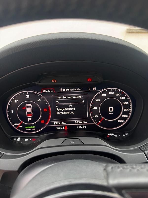 Gebraucht Audi A3 116 PS (85 kW) 2018 Gelb Limousine