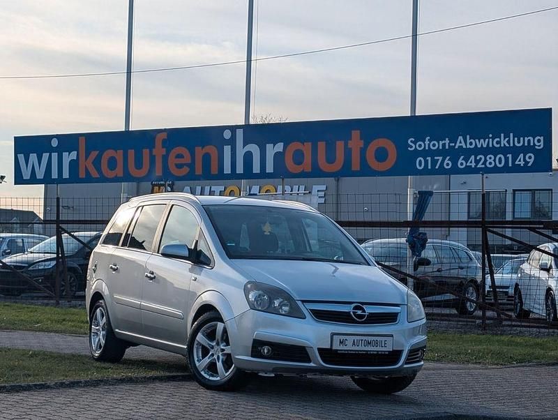 Gebraucht Opel Zafira Edition 140 PS (102 kW) 2007 Silber Van / Kleinbus