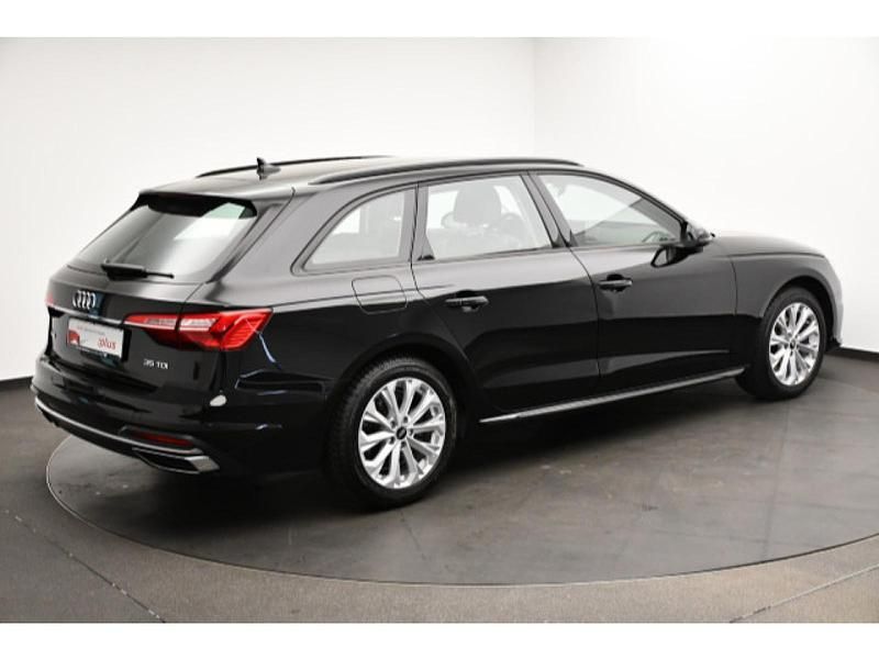 Gebraucht Audi A4 Advanced 163 PS (119 kW) 2023 Kombi