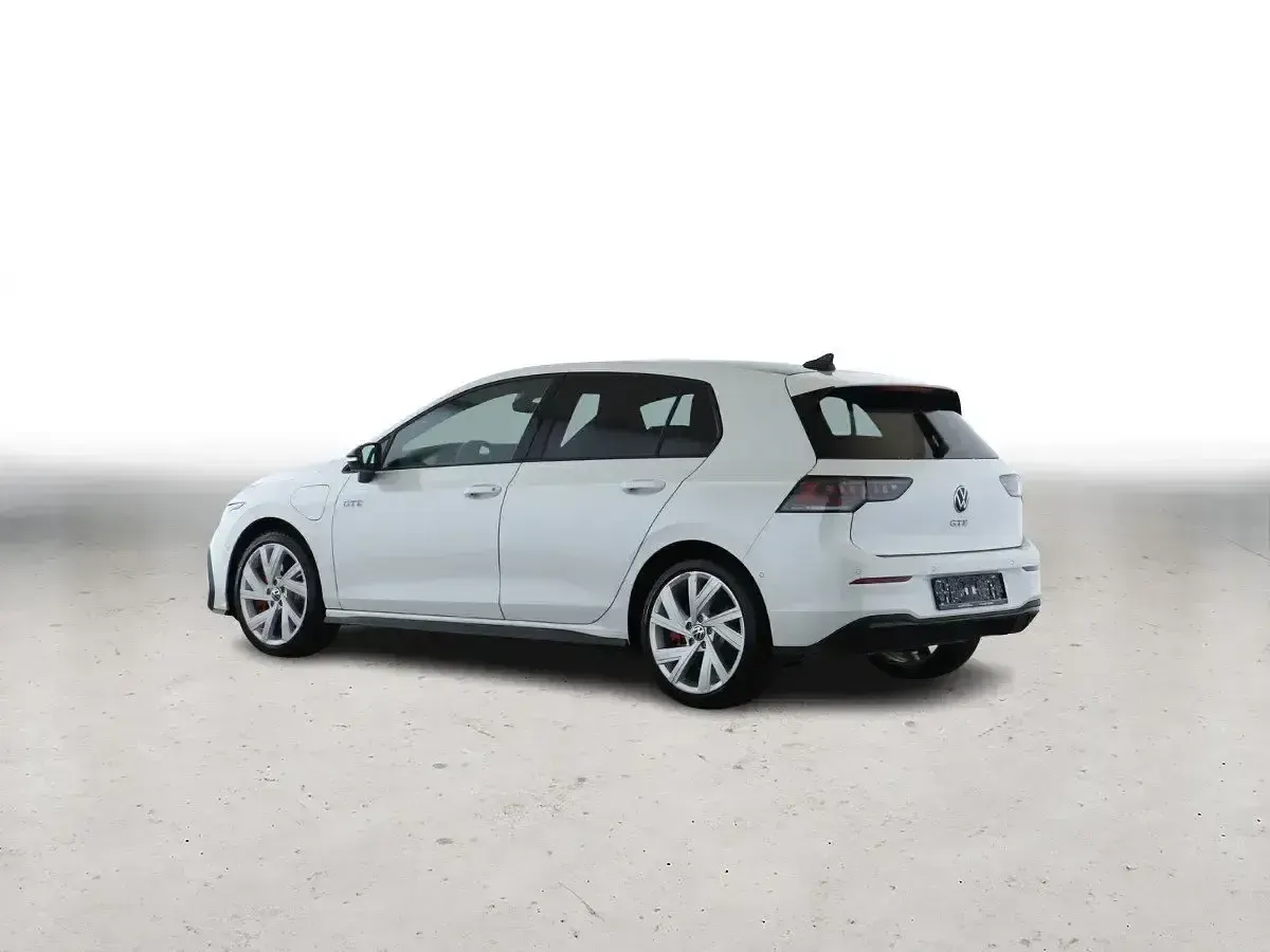 Gebraucht VW Golf VIII GTE 272 PS (200 kW) 2024 Schwarz Limousine