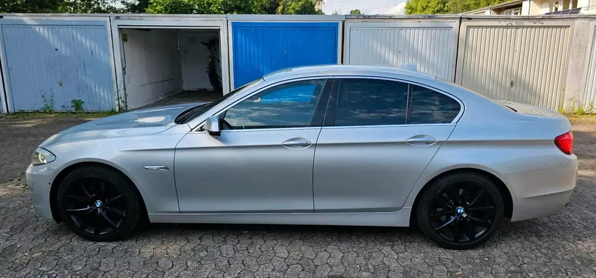 Gebraucht BMW 530 Comfort Edition 245 PS (180 kW) 2010 Silber Limousine