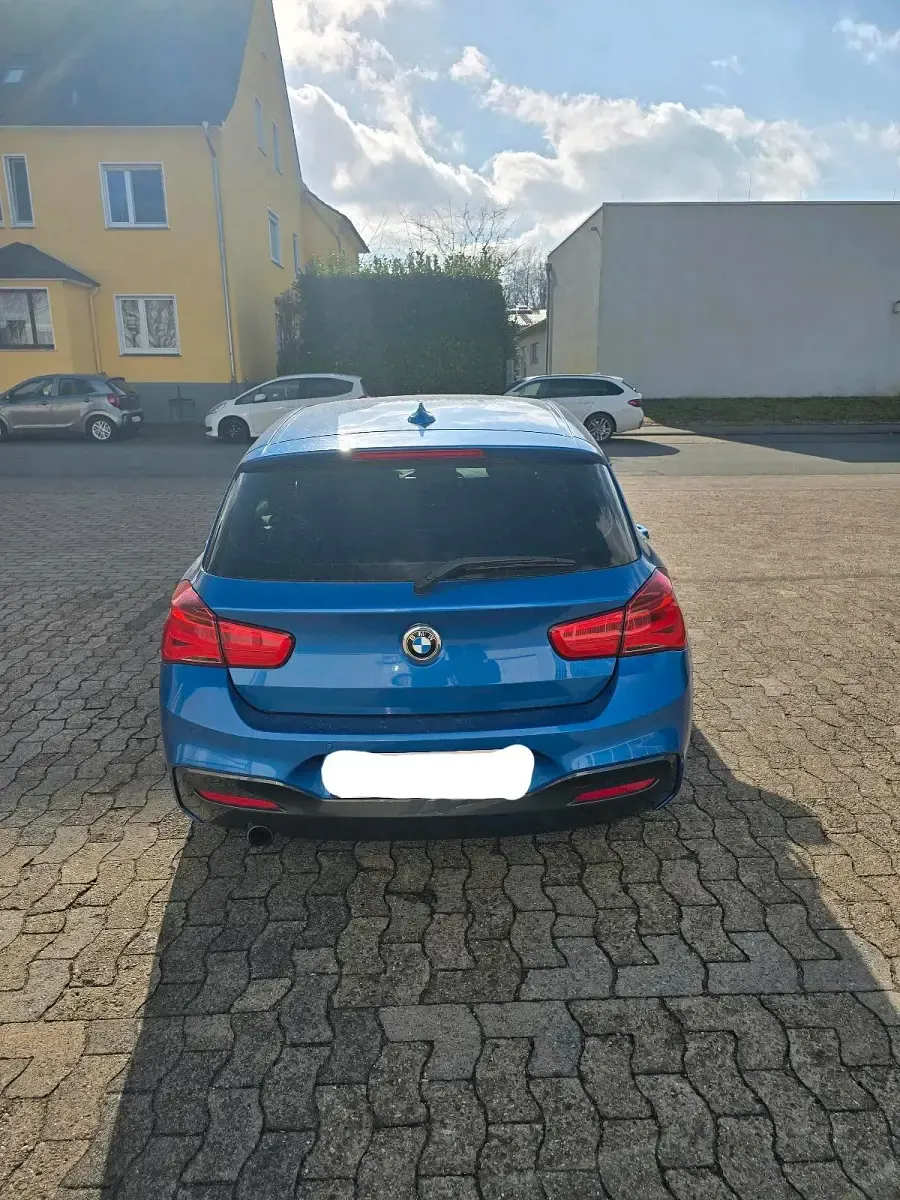 Gebraucht BMW 118 M Sport 136 PS (100 kW) 2016 Blau Kleinwagen