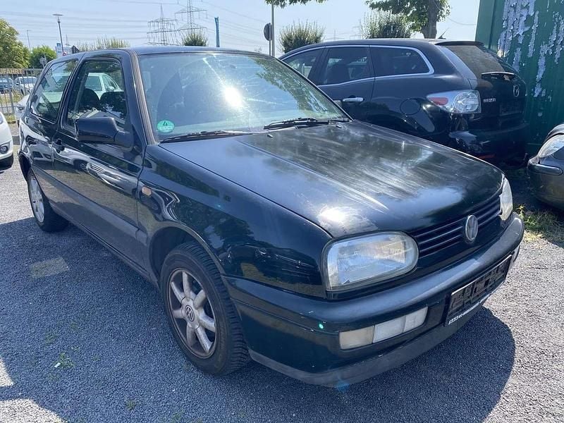 Schwarz Gebraucht 1997 VW Golf III Trendline Limousine | 1.150 € (Guter Preis) - Bild 1/4