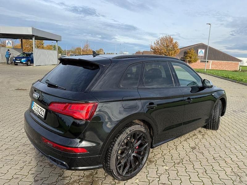 Violet Gebraucht 2017 Audi SQ5 Ambiente SUV | 31.200 € (Etwas zu teuer) - Bild 1/4