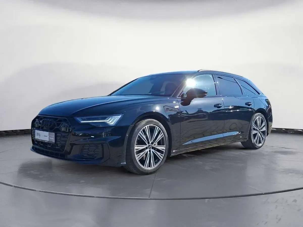 Gebraucht Audi A6 S-Line 286 PS (210 kW) 2025 Mythosschwarz metallic Kombi