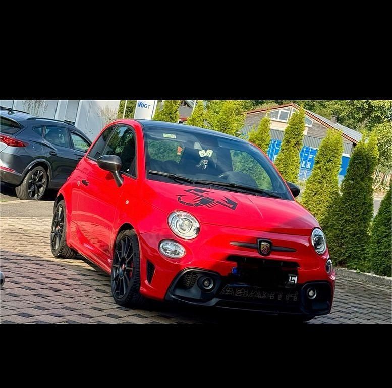 Rot Gebraucht 2022 Abarth 595 Competizione Coupé | 26.400 € (Teuer) - Bild 1/4