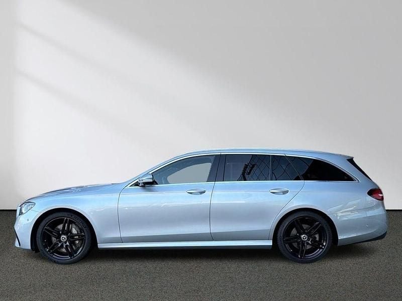 Gebraucht Mercedes E400 AMG 330 PS (242 kW) 2022 Silber Limousine