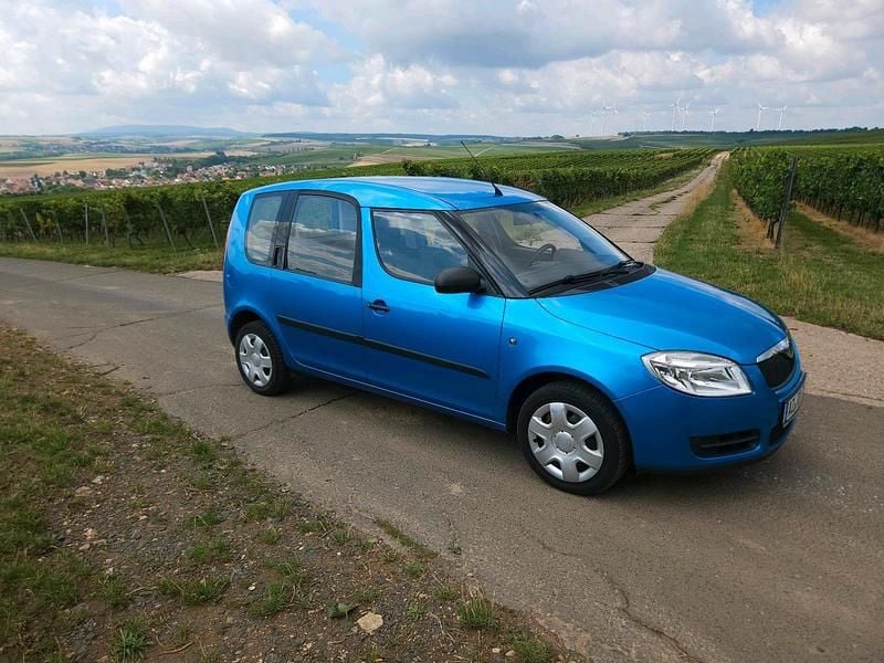 Blau Gebraucht 2009 Skoda Roomster Kombi | 3.300 € (Fairer Preis) - Bild 1/4