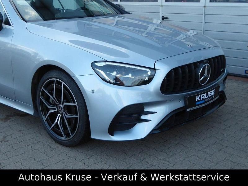 Gebraucht Mercedes E300 AMG 258 PS (189 kW) 2022 Silber Cabrio